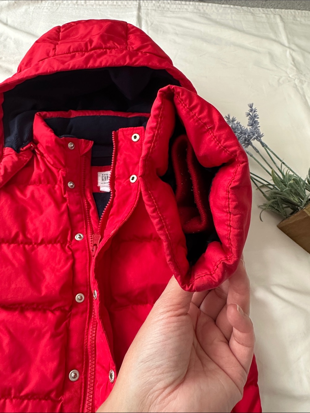 GAP Bright Red Hooded Puffer Coat for Kids - Picture 4 of 10